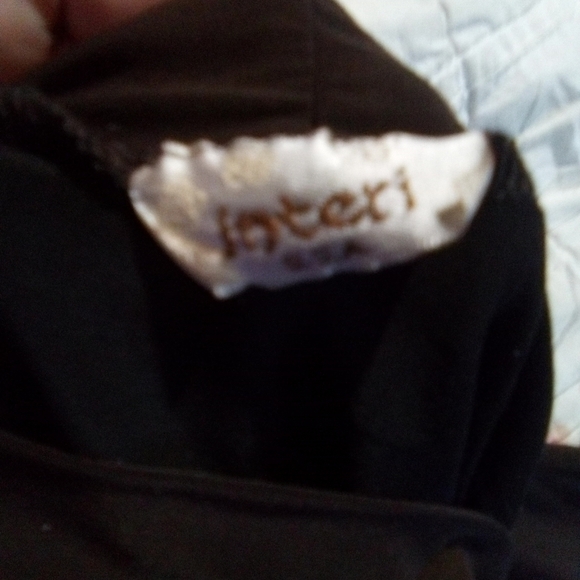 INTERI brand cold shoulder rouched  brown print dress - Picture 8 of 8